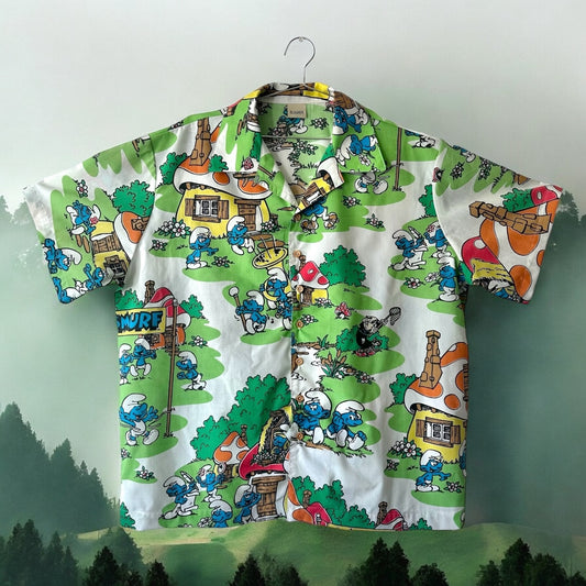Camp shirt upcycled fr vintage Smurfs fabric - 2XL