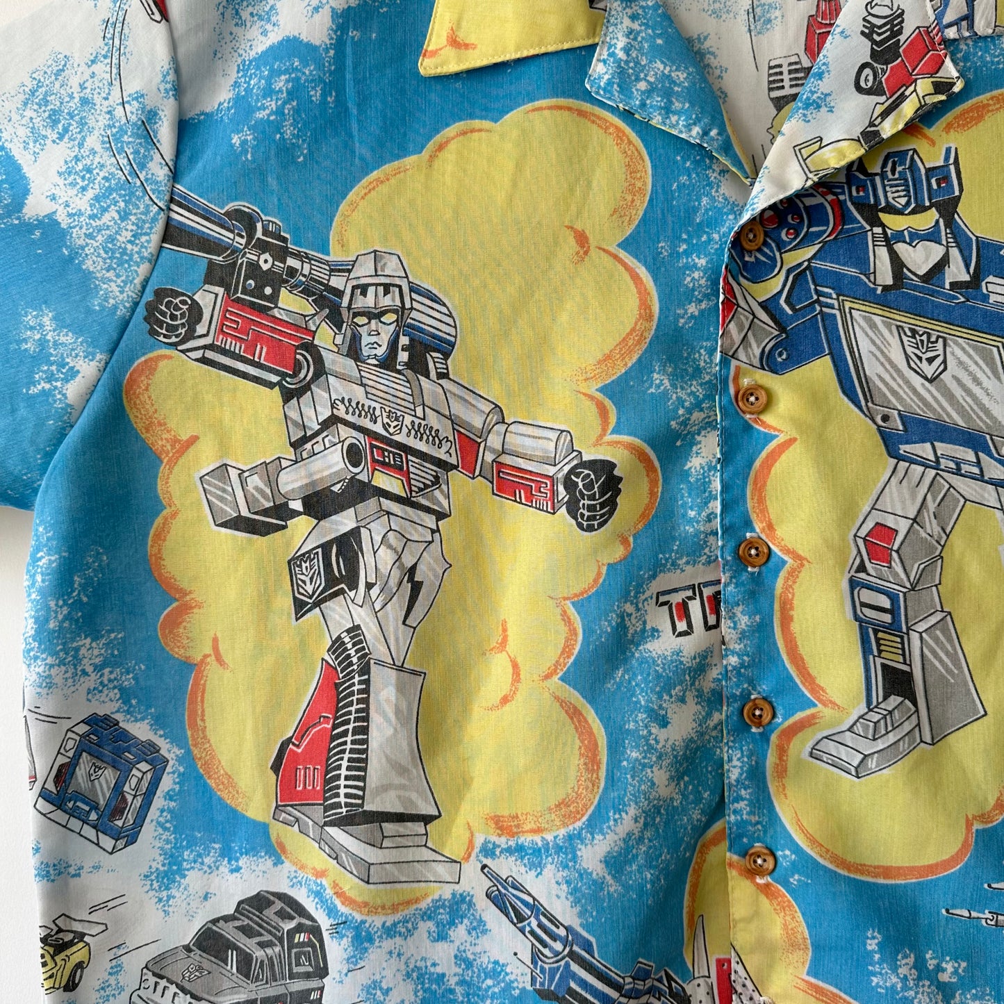 Camp shirt upcycled fr vintage 1984 Transformers fabric - 2XL