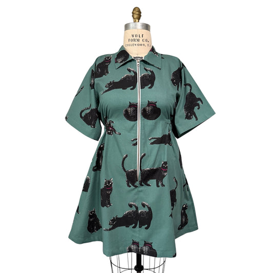 Lazy Black Cat Bethany zipper dress [L/XL]