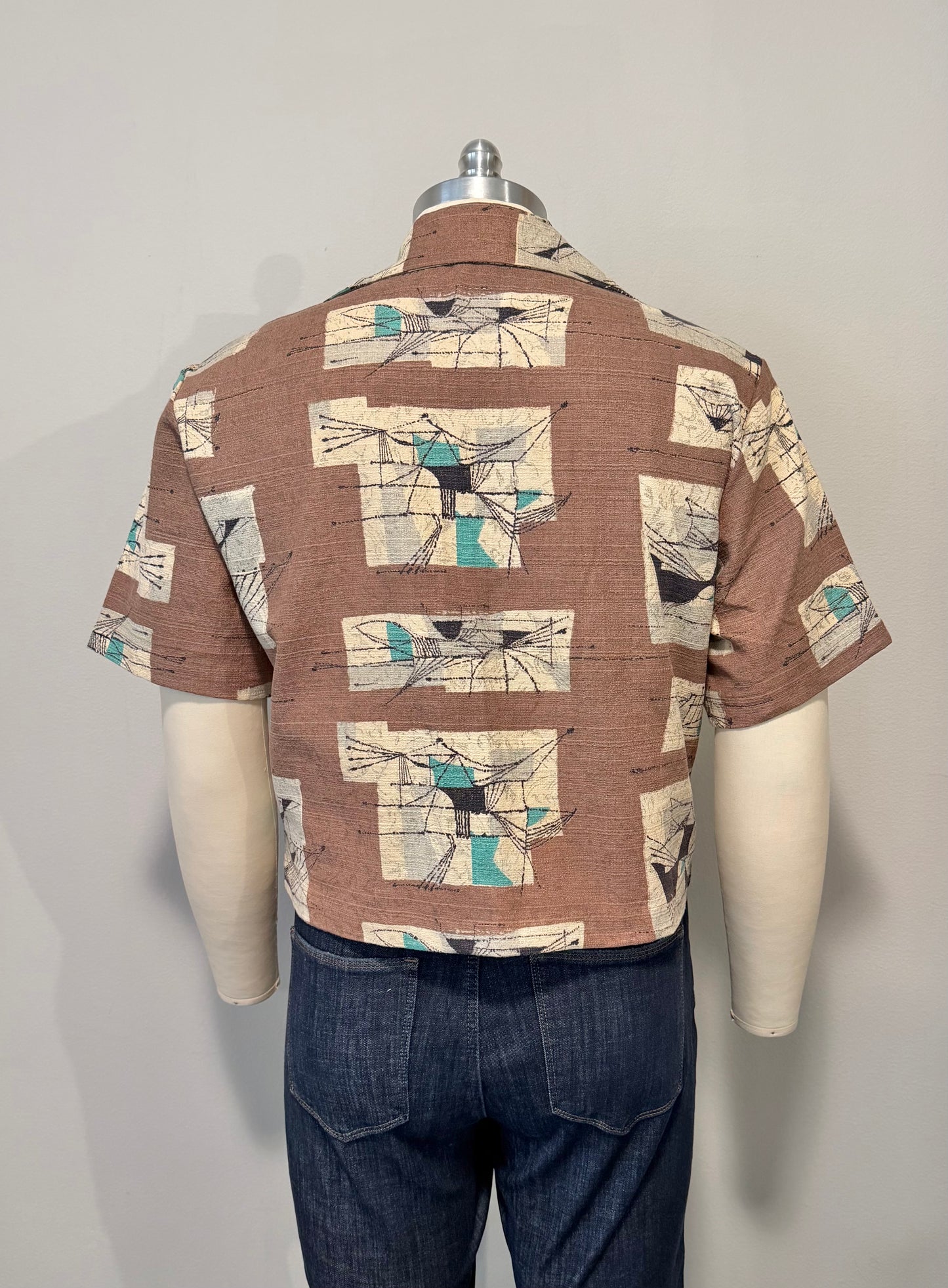 Brown abstract barkcloth cropped camp shirt [L]