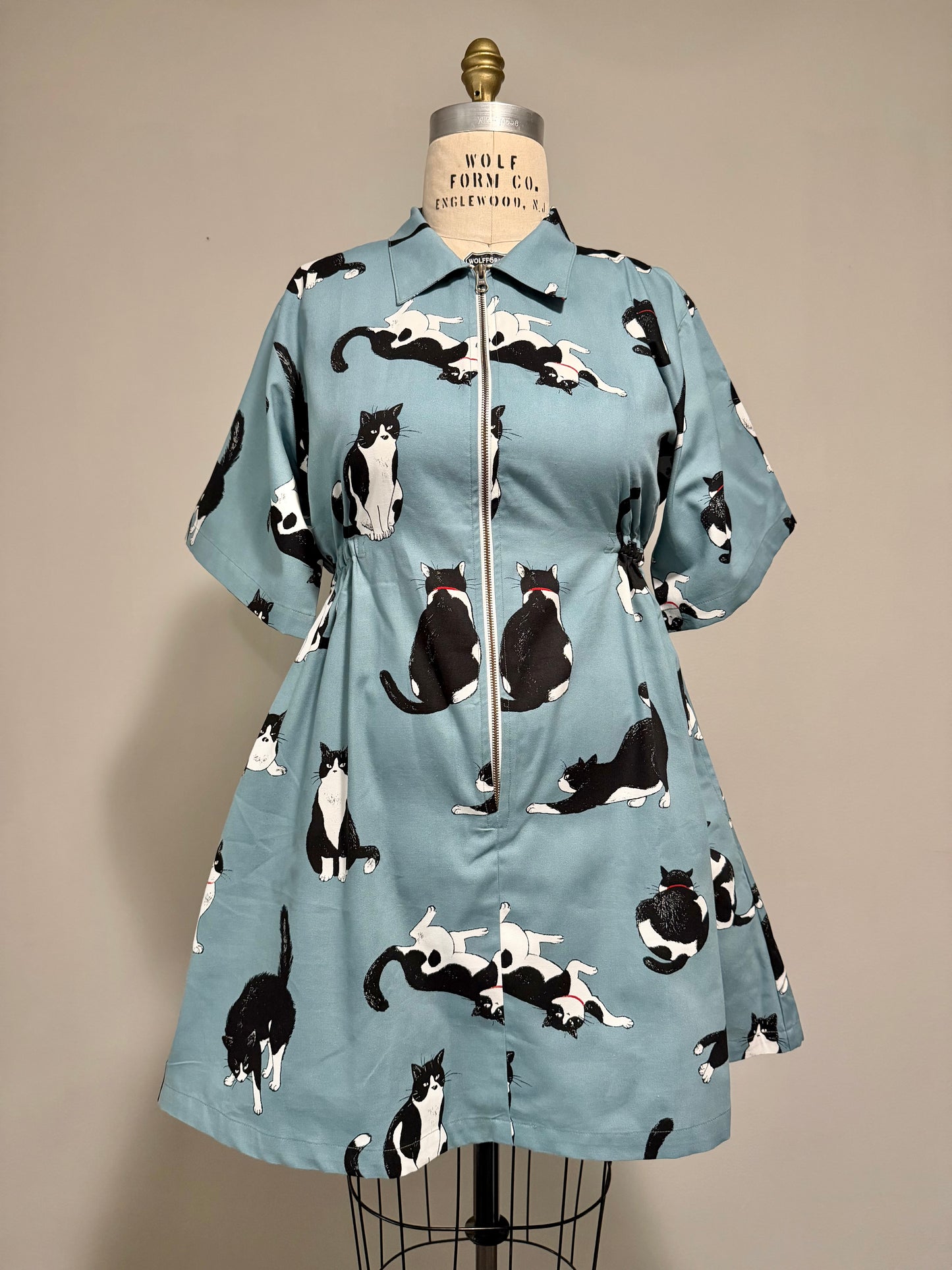 Mixed Cat Bethany zipper dress [L/XL]