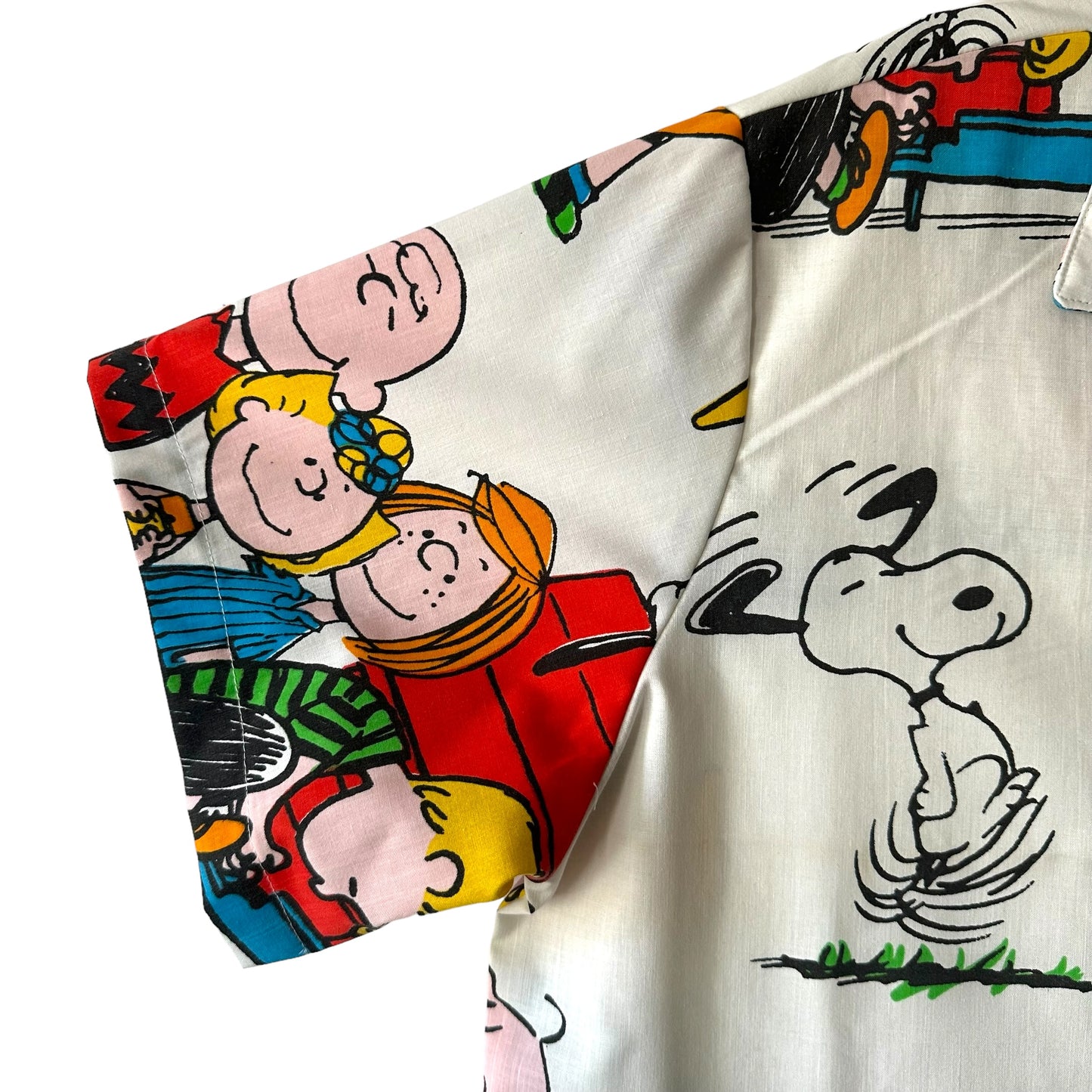 Upcycled Peanuts ‘Happiness is being One of the Gang’ camp shirt - 2XL