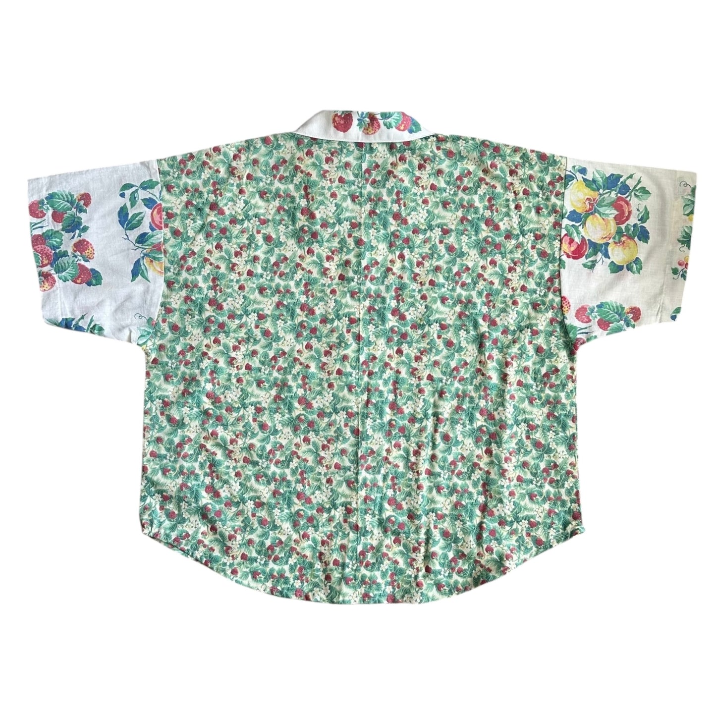 Strawberry Harvest Winston button shirt [OS]