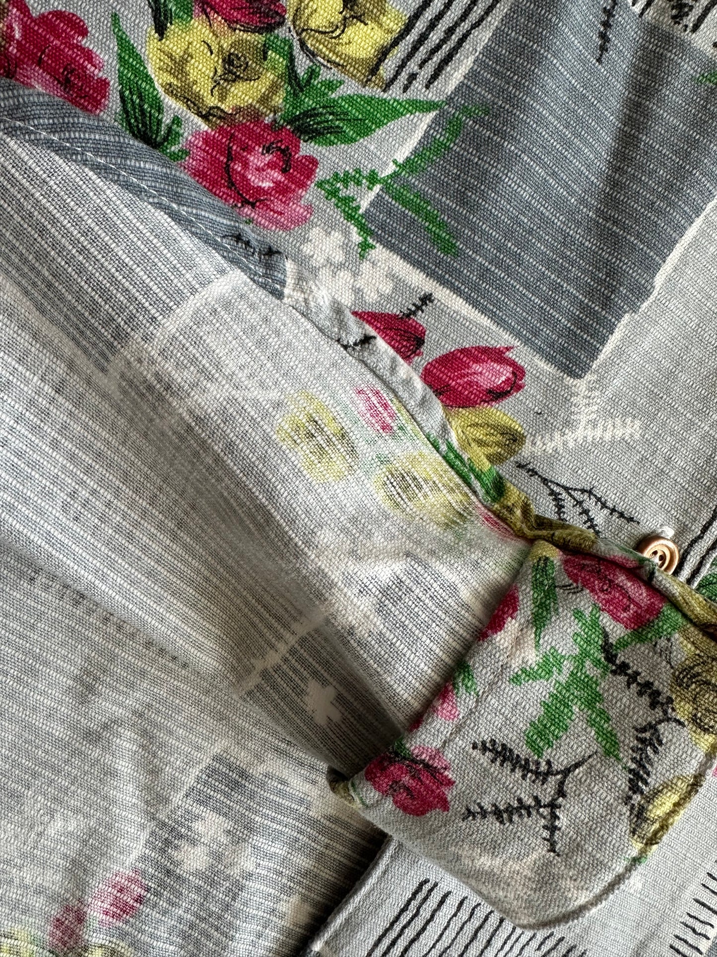 Grey Floral Winston button shirt [OS]