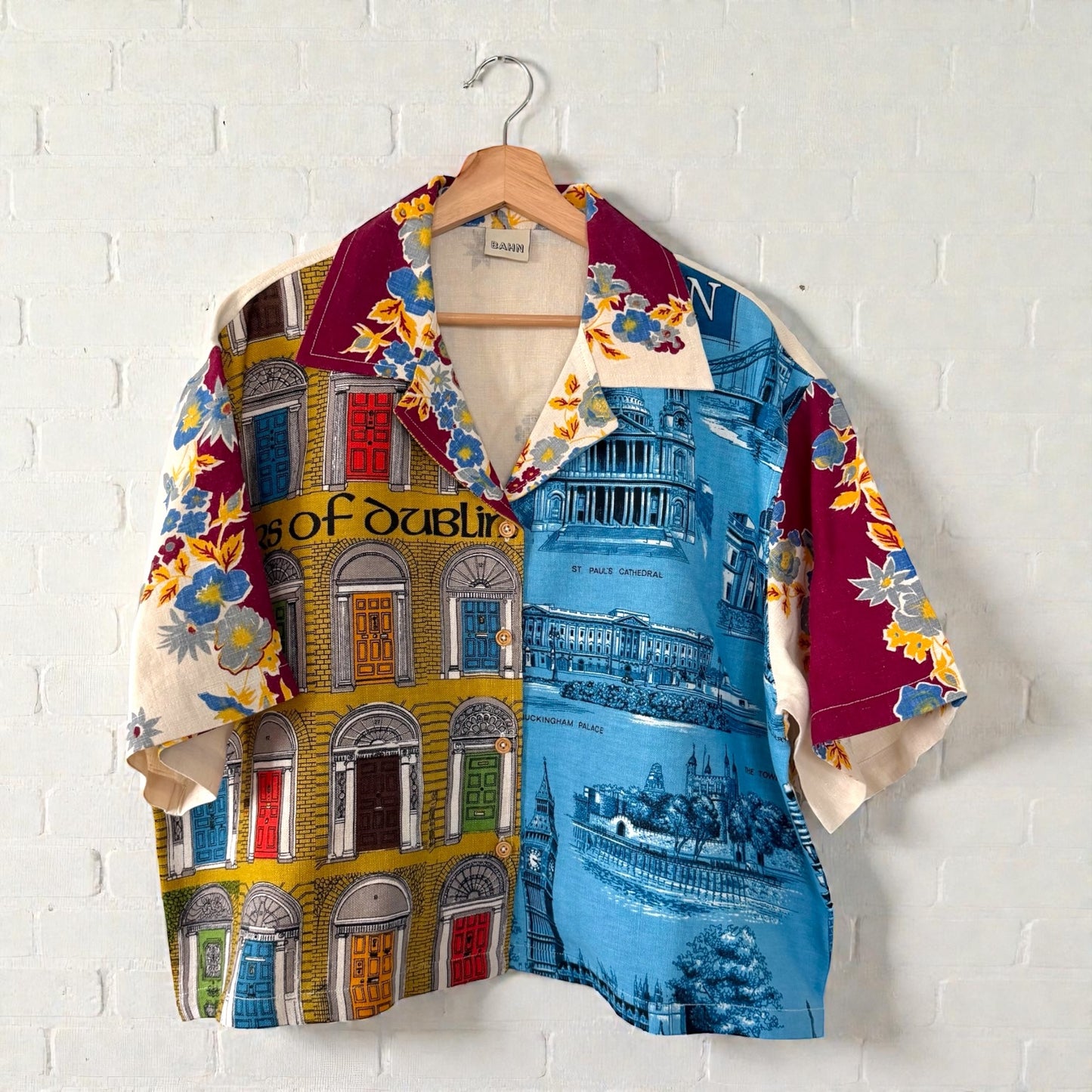 Doors of Dublin tea towel cropped camp shirt [XL]
